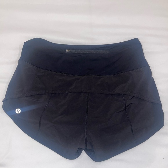 Lululemon Speed Up High-Rise Shorts 2.5” - Picture 4 of 5